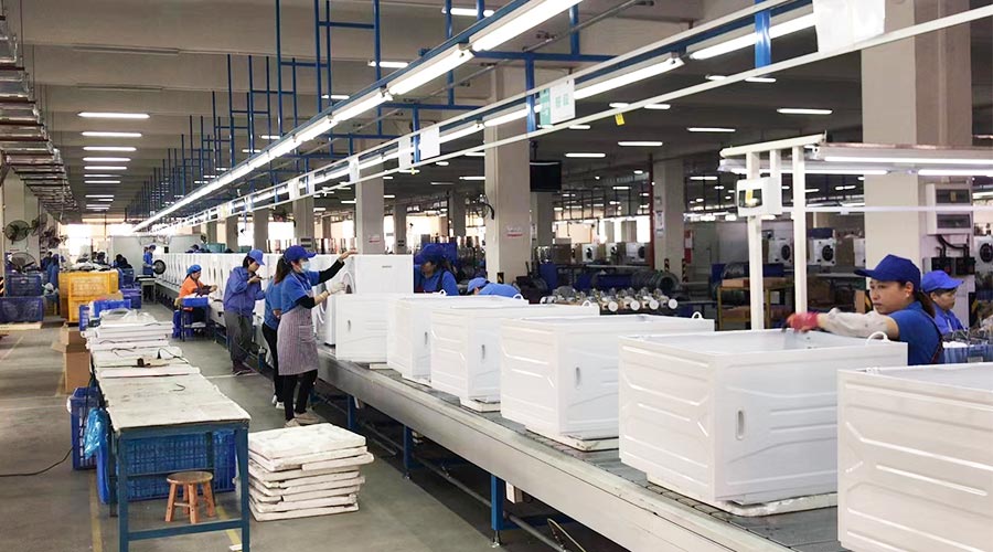 專業(yè)且專注！裝配車間開展客戶松下滾筒衣服烘干機(jī)生產(chǎn)