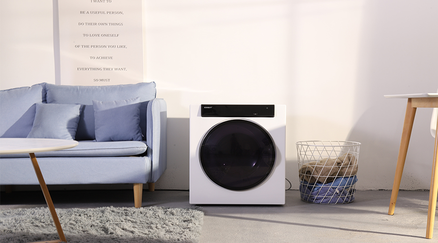 羽絨服，到底該不該用滾筒干衣機(jī)進(jìn)行烘干？