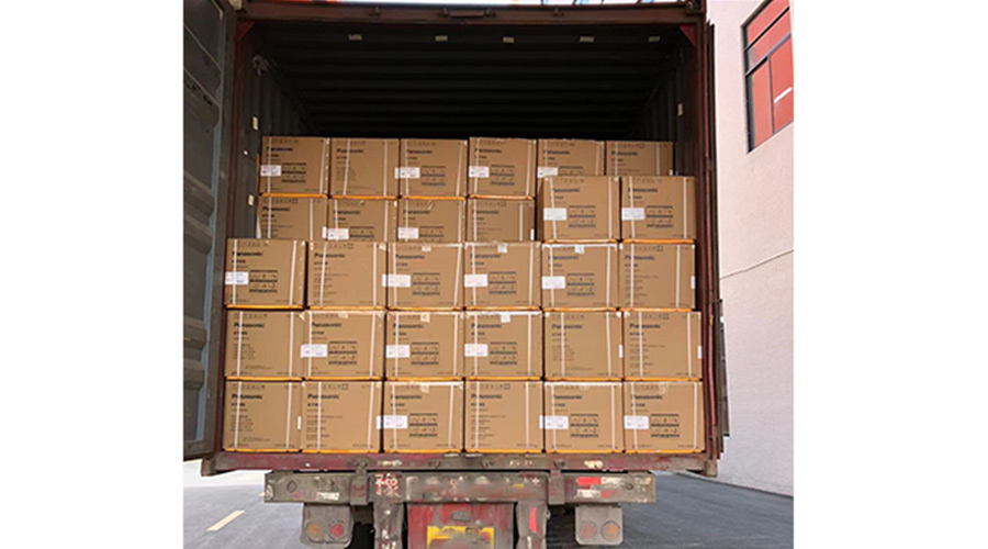 國內(nèi)知名品牌客戶裝柜完畢！順利發(fā)貨！